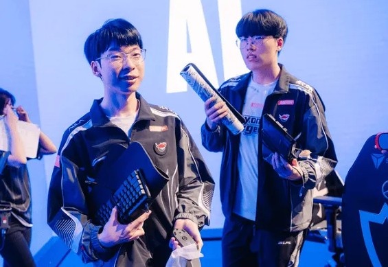 Hope:现在的胜利说明不了什么,还是要看后面比赛谁能获胜